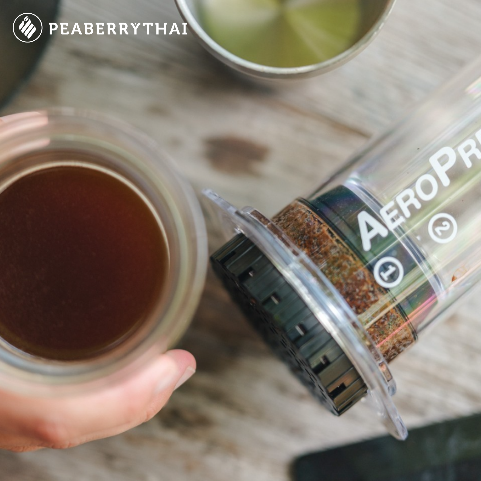 อุปกรณ์ในการชงกาแฟดำ aeropress