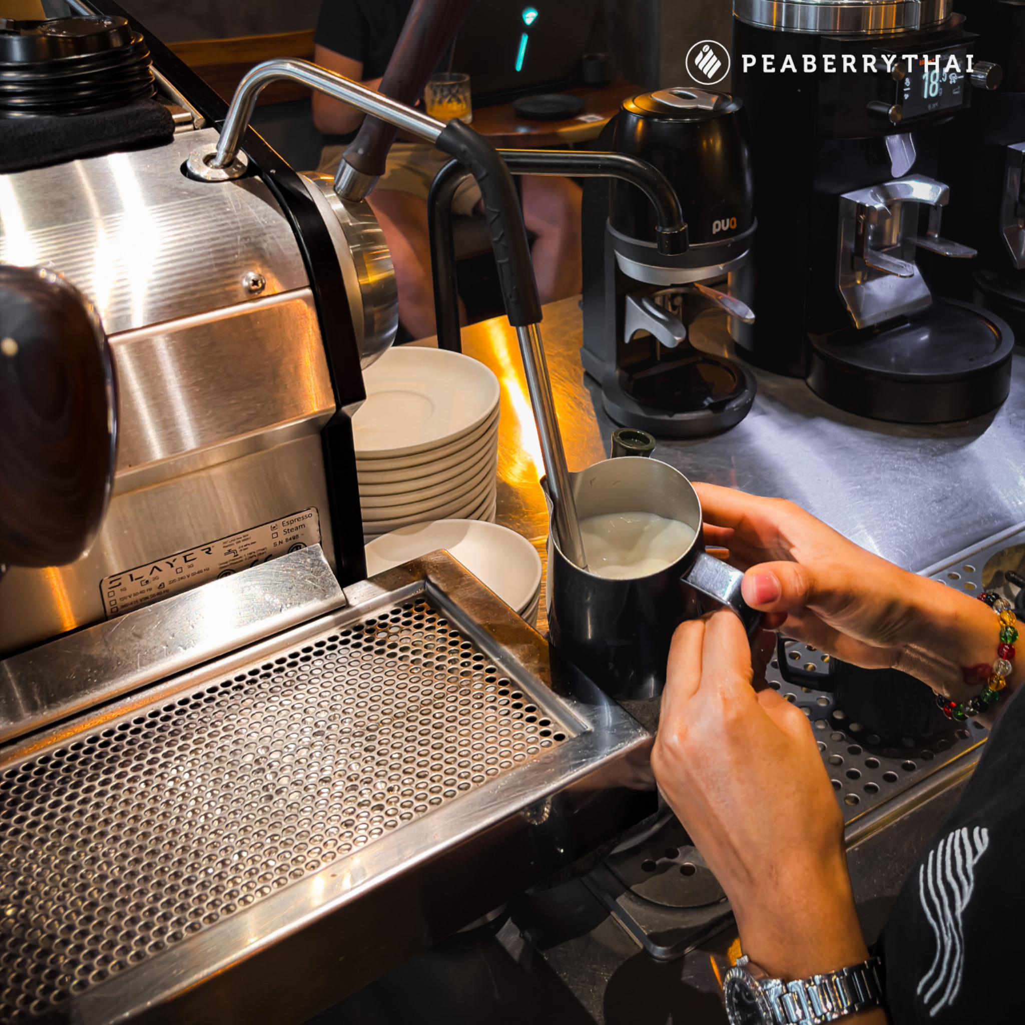 เครื่องชงกาแฟแบบเอสเปรสโซ (Espresso Machine)